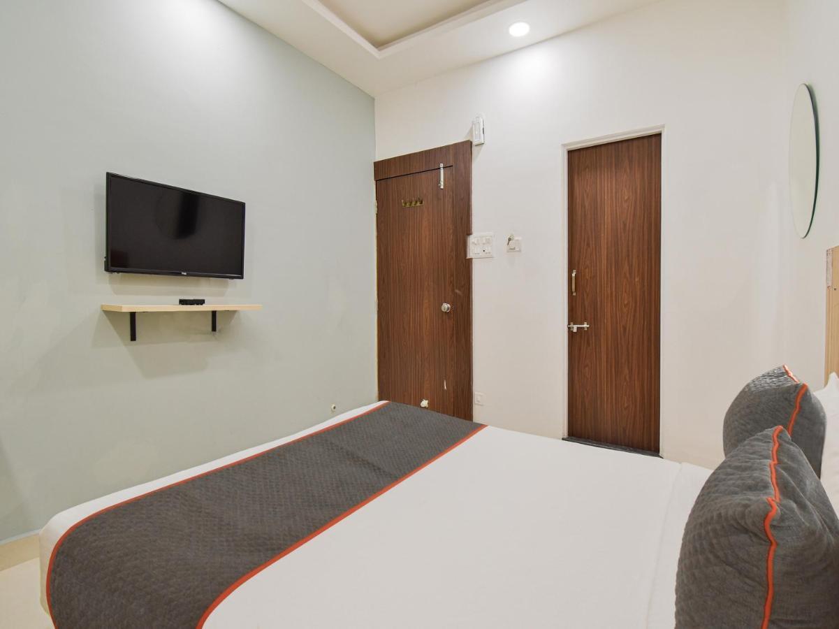 Oyo Townhouse 498 Hotel Western 那格浦尔 外观 照片