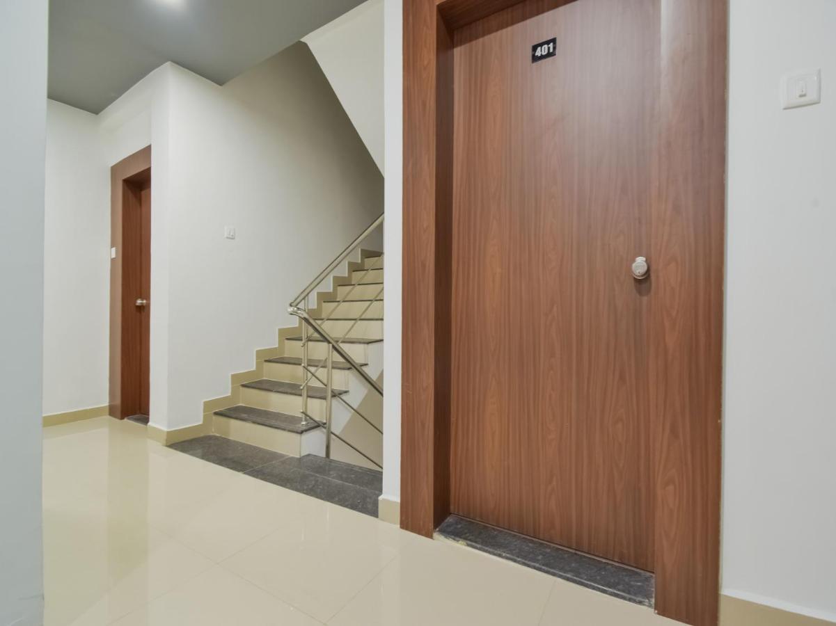 Oyo Townhouse 498 Hotel Western 那格浦尔 外观 照片