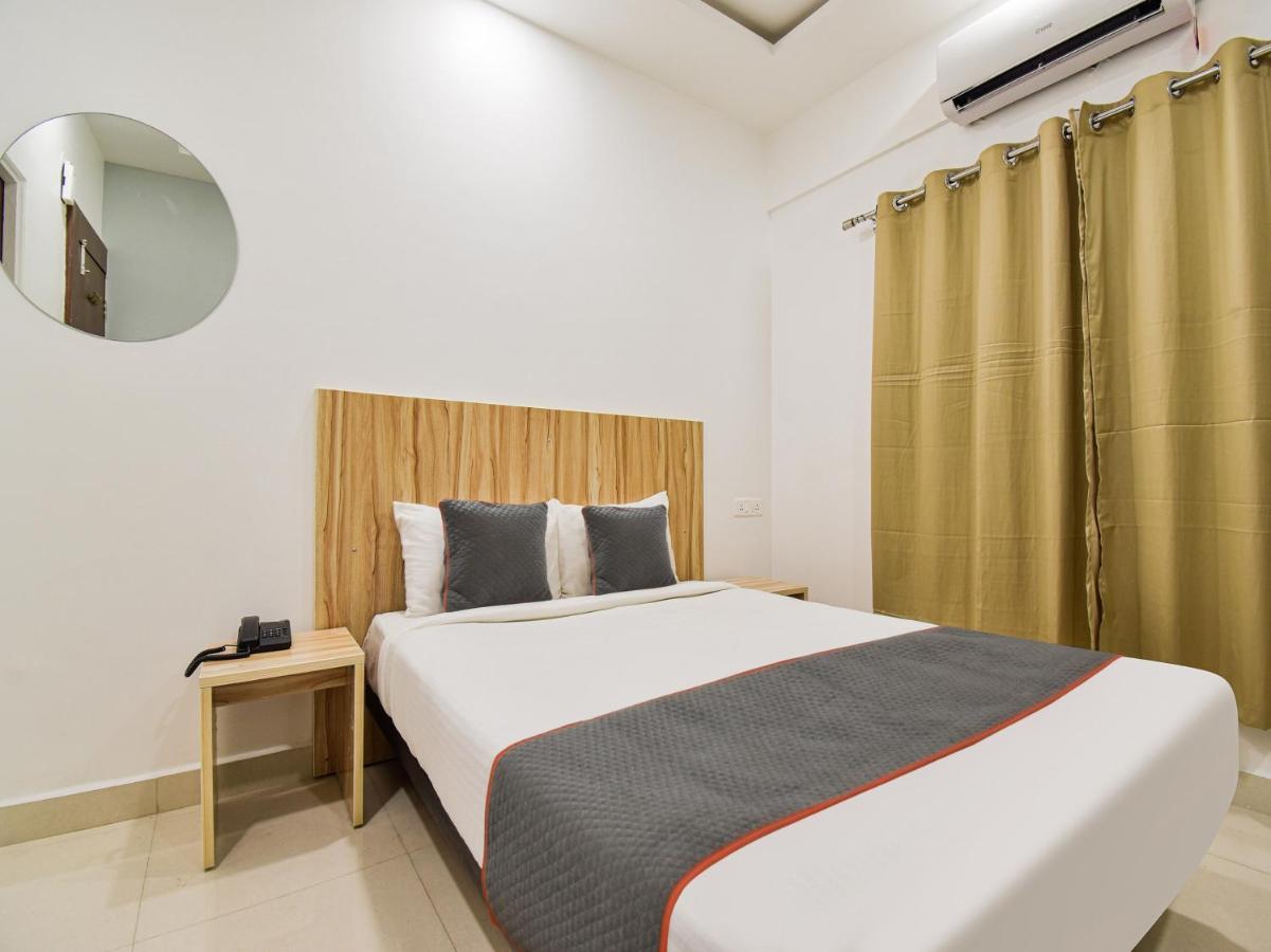 Oyo Townhouse 498 Hotel Western 那格浦尔 外观 照片