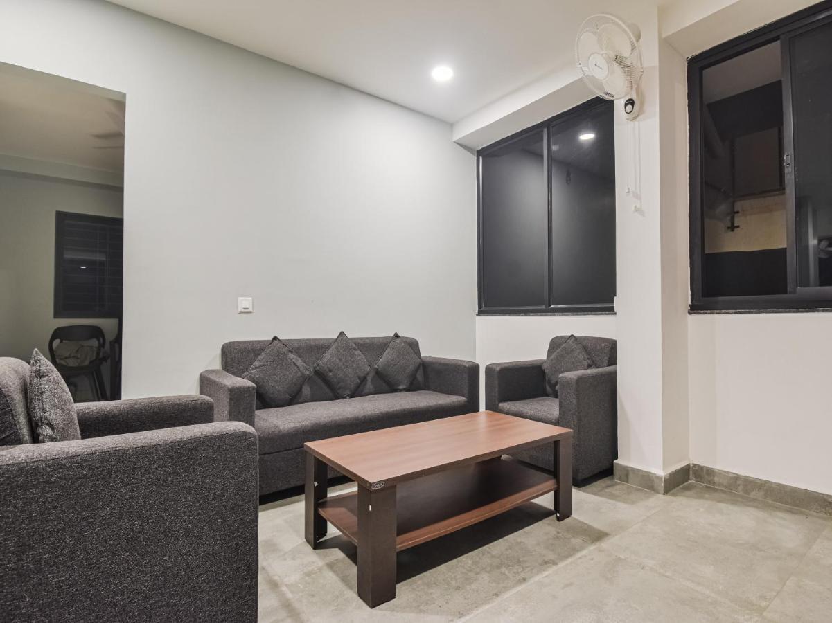 Oyo Townhouse 498 Hotel Western 那格浦尔 外观 照片